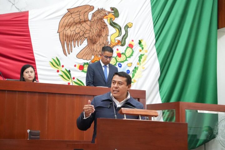 No defiendo a un individuo, defiendo a mi gobernadora: Rubén Terán Águila |  Versus Tlaxcala